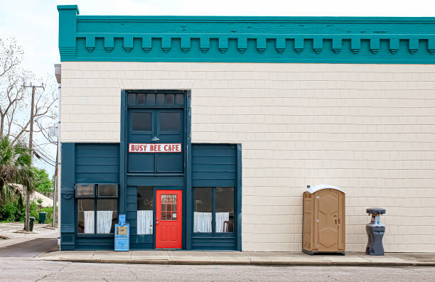 Best Portable bathroom rental  in Glendale, CA