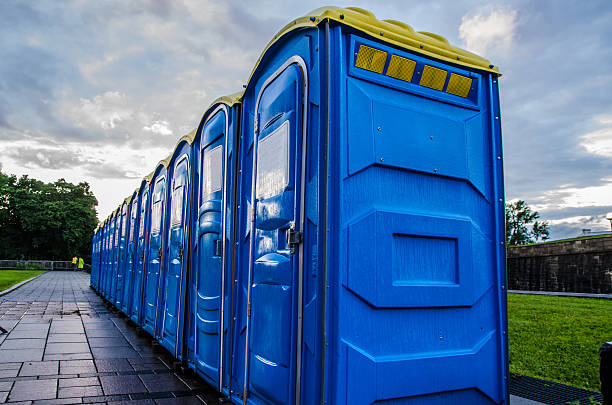 Best Luxury portable toilet rental  in Glendale, CA